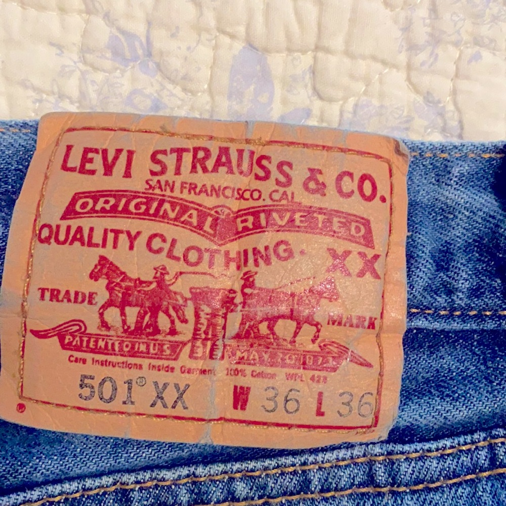 Men’s Levi’s 501 button front jeans